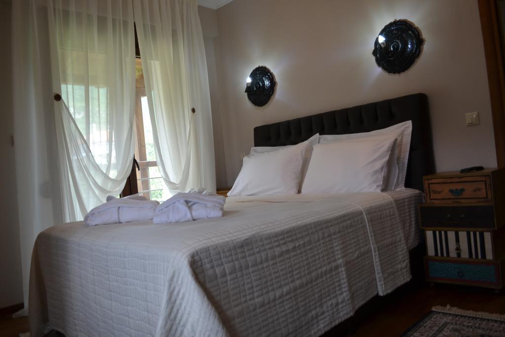 Evmorfes Villas Polygyros Room photo
